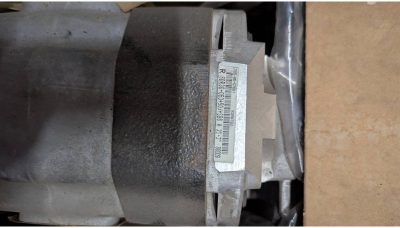 Komatsu HD405-7 - HYDRAULIC PUMP - 705-95-07081 - Pevný dempr: obrázek 2 Komatsu HD405-7 - HYDRAULIC PUMP - 705-95-07081 - Pevný dempr: obrázek 2