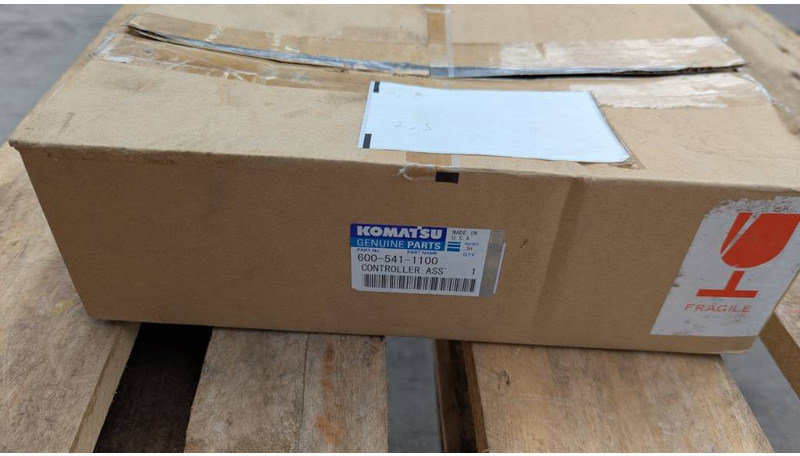 Komatsu PC490LC-11 CONTROLLER ASSY 600-541-1100 - Elektrický systém pro Stavební technika: obrázek 2 Komatsu PC490LC-11 CONTROLLER ASSY 600-541-1100 - Elektrický systém pro Stavební technika: obrázek 2