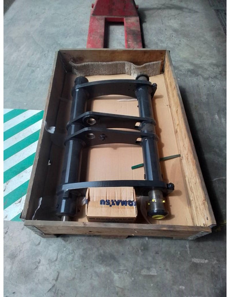 Komatsu WA100 Quick coupler 42W-70-21402 - Rychloupínací pro Stavební technika: obrázek 1 Komatsu WA100 Quick coupler 42W-70-21402 - Rychloupínací pro Stavební technika: obrázek 1