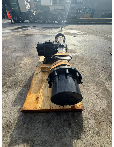 Komatsu WA100M-8 REAR AXLE ASSEMBLY 42W-23-51110 - Náprava a díly pro Stavební technika: obrázek 5 Komatsu WA100M-8 REAR AXLE ASSEMBLY 42W-23-51110 - Náprava a díly pro Stavební technika: obrázek 5