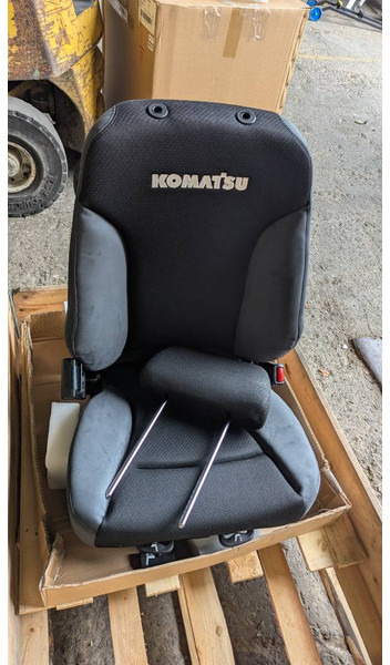 Komatsu WA380-8 SEAT ASS'Y 421-S33-6790 - Kabina a interiér pro Stavební technika: obrázek 1 Komatsu WA380-8 SEAT ASS'Y 421-S33-6790 - Kabina a interiér pro Stavební technika: obrázek 1