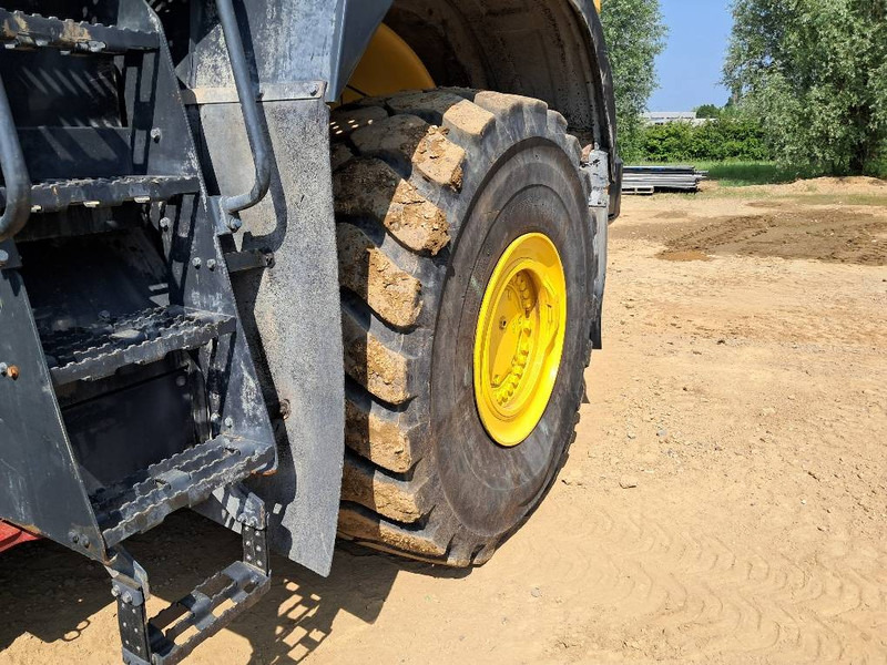Komatsu WA500-8E0 - Kolový nakladač: obrázek 3 Komatsu WA500-8E0 - Kolový nakladač: obrázek 3
