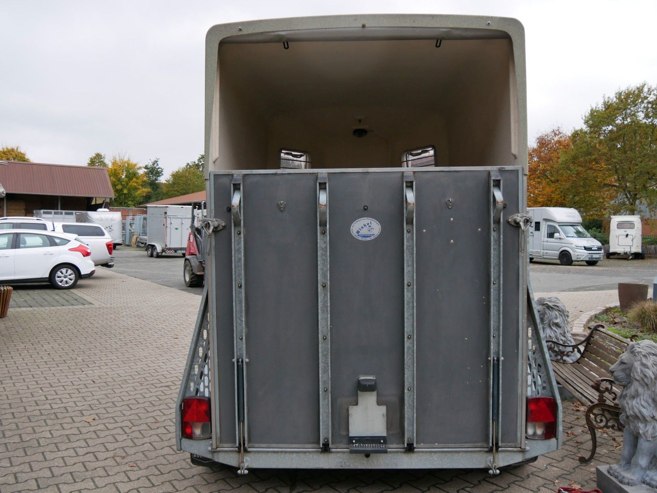 Böckmann Duo  mit Sattelkammer - Přívěs na přepravu zvířat: obrázek 3 Böckmann Duo  mit Sattelkammer - Přívěs na přepravu zvířat: obrázek 3