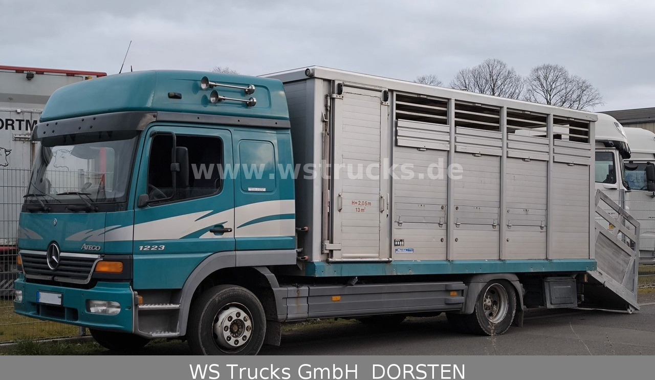 Mercedes-Benz Atego 1223 1 Stock Hohe Gitter Viehtransporter - Auto na přepravu koní: obrázek 4 Mercedes-Benz Atego 1223 1 Stock Hohe Gitter Viehtransporter - Auto na přepravu koní: obrázek 4