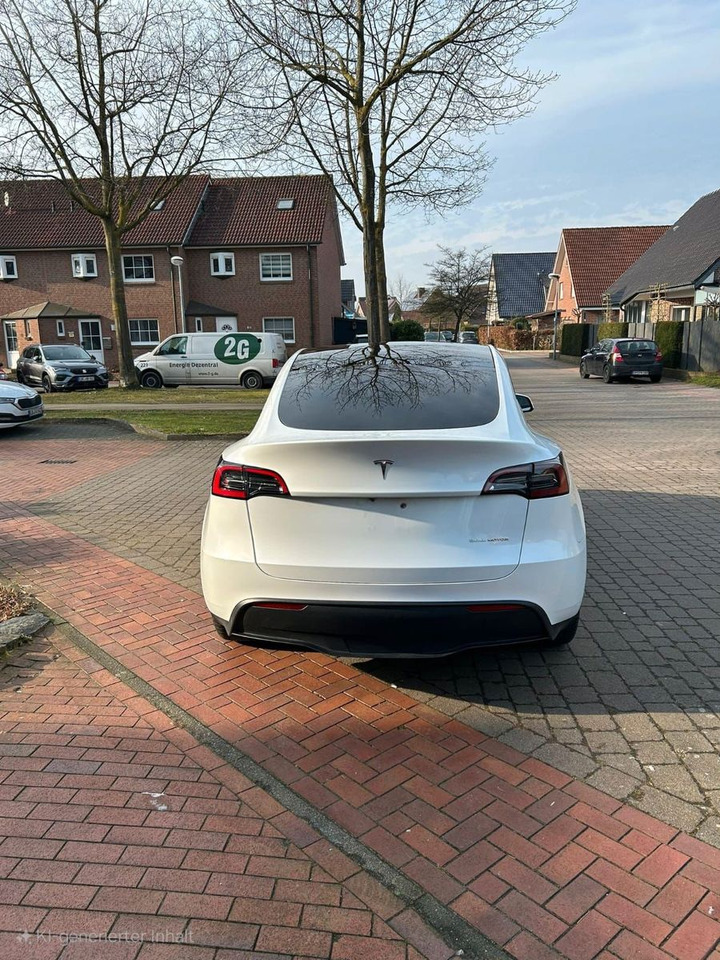 Tesla Model Y Hinterradantrieb RWD - Sedan: obrázek 4 Tesla Model Y Hinterradantrieb RWD - Sedan: obrázek 4