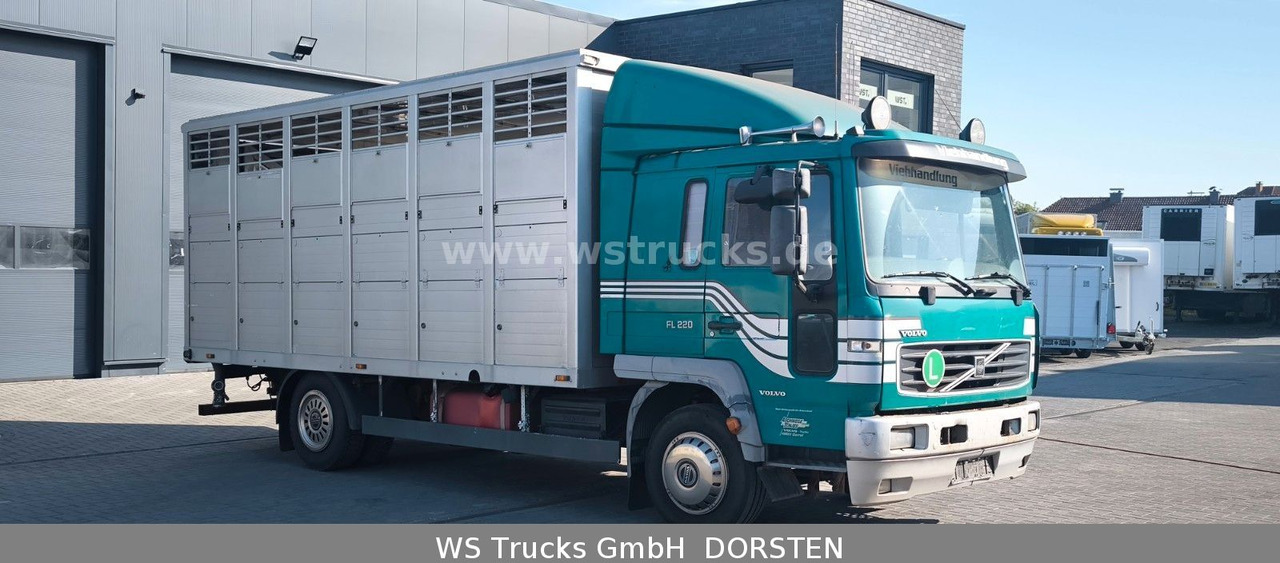 Volvo FL 220 Einstock Großvieh - Přepravník zvířat: obrázek 2 Volvo FL 220 Einstock Großvieh - Přepravník zvířat: obrázek 2