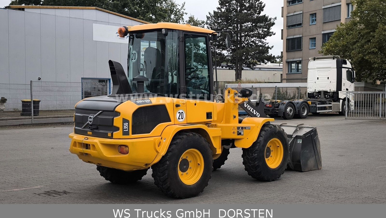 Volvo Radlader L 35 G - Kolový nakladač: obrázek 4 Volvo Radlader L 35 G - Kolový nakladač: obrázek 4