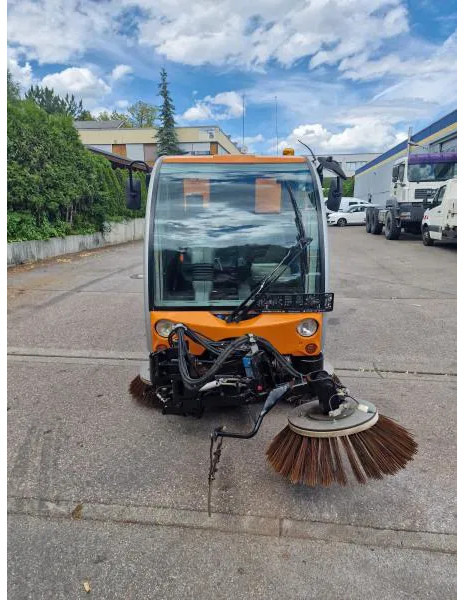 Bucher Kehrmaschine BUCHER-GUYER Kehrmaschine EG 4.500 kg Diesel Topzustand - Průmyslový zametací stroj: obrázek 3 Bucher Kehrmaschine BUCHER-GUYER Kehrmaschine EG 4.500 kg Diesel Topzustand - Průmyslový zametací stroj: obrázek 3