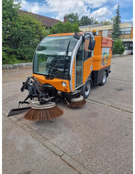 Bucher Kehrmaschine BUCHER-GUYER Kehrmaschine EG 4.500 kg Diesel Topzustand - Průmyslový zametací stroj: obrázek 4 Bucher Kehrmaschine BUCHER-GUYER Kehrmaschine EG 4.500 kg Diesel Topzustand - Průmyslový zametací stroj: obrázek 4