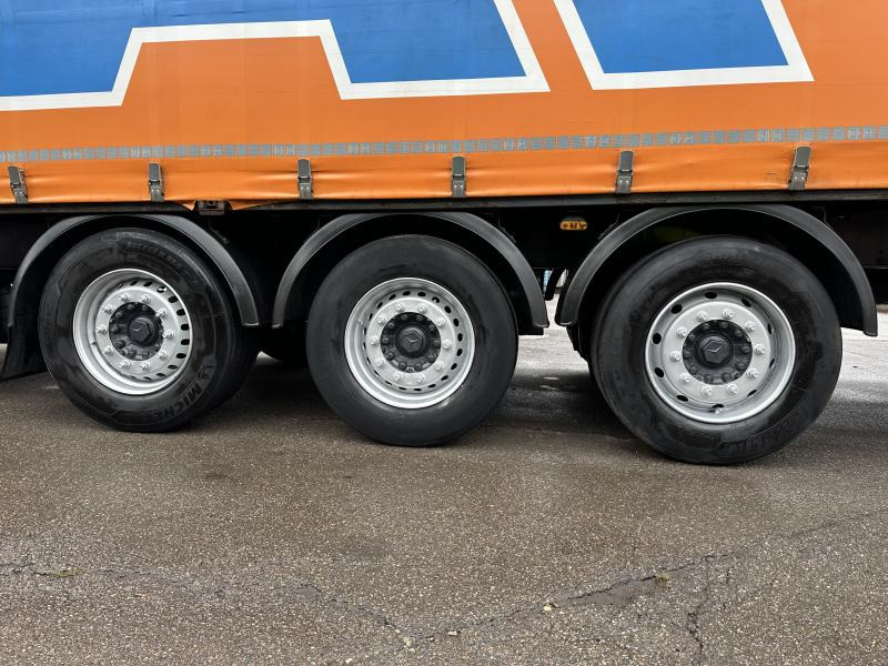 Schwarzmüller 3-Achs Tautliner 3-Achs Tautliner Schiebeplane Edscha Liftachse - Plachtový návěs: obrázek 4 Schwarzmüller 3-Achs Tautliner 3-Achs Tautliner Schiebeplane Edscha Liftachse - Plachtový návěs: obrázek 4