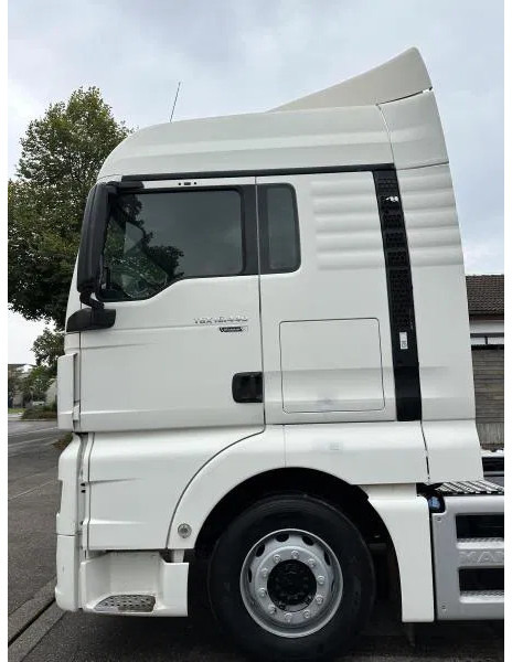 MAN TGX 18.440 XLX E6 Standard Intarder - Tahač: obrázek 3 MAN TGX 18.440 XLX E6 Standard Intarder - Tahač: obrázek 3