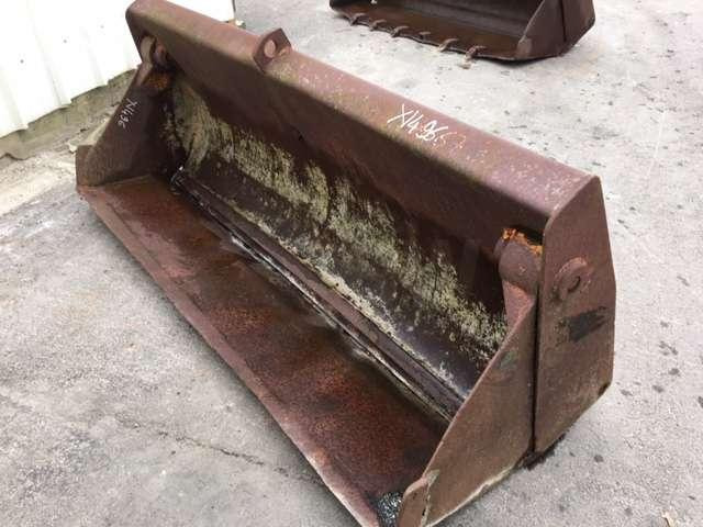 CASE 2340mm - Type tractopelle - Nakládací lžíce: obrázek 1 CASE 2340mm - Type tractopelle - Nakládací lžíce: obrázek 1