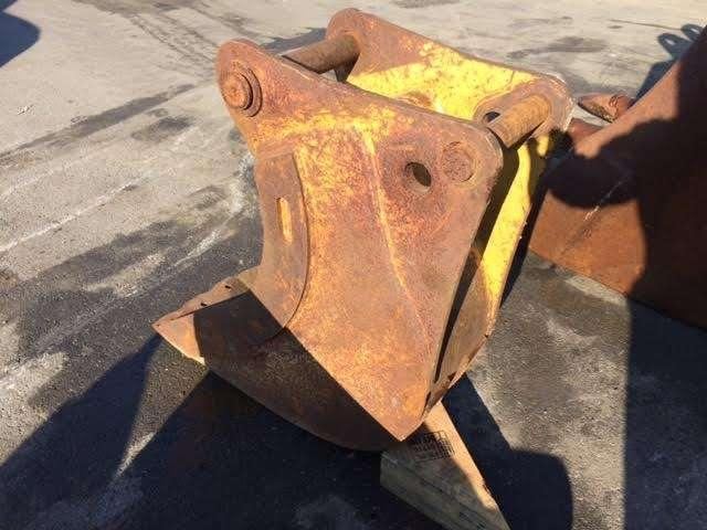 CATERPILLAR 290mm - Type Tractopelle - Lžíce na bagr: obrázek 3 CATERPILLAR 290mm - Type Tractopelle - Lžíce na bagr: obrázek 3