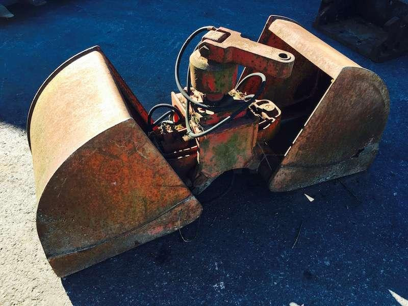 Camion avec rotator - coquilles 500mm reprise - ouverture 1500mm - Drapák: obrázek 1 Camion avec rotator - coquilles 500mm reprise - ouverture 1500mm - Drapák: obrázek 1