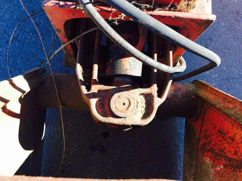 Camion avec rotator - coquilles 500mm reprise - ouverture 1500mm - Drapák: obrázek 3 Camion avec rotator - coquilles 500mm reprise - ouverture 1500mm - Drapák: obrázek 3