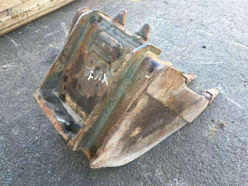 VOLVO 360mm - pelles 2,5 Tonnes - Lžíce na bagr: obrázek 4 VOLVO 360mm - pelles 2,5 Tonnes - Lžíce na bagr: obrázek 4