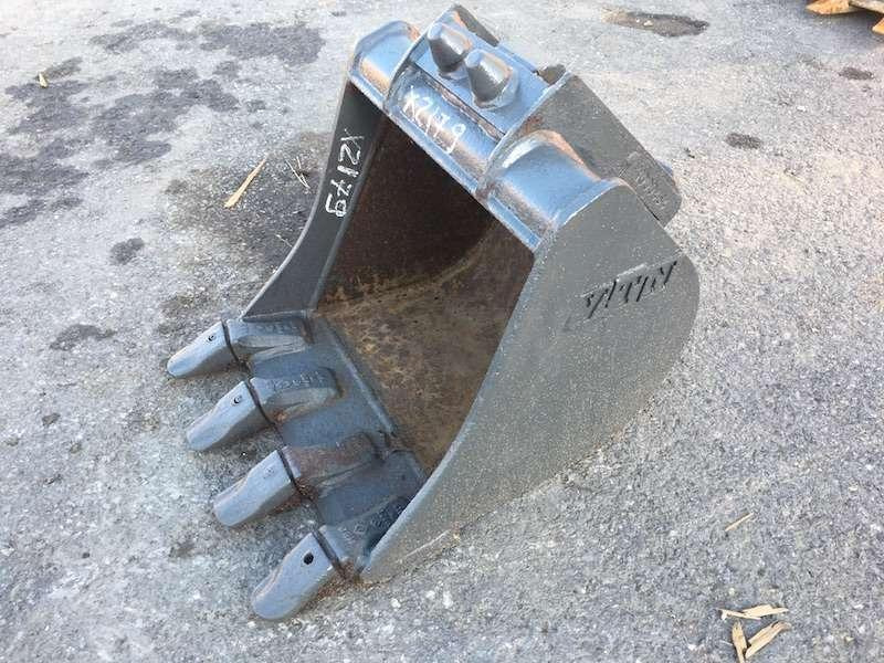 VOLVO 390mm - attache VOLVO 1,5 Tonnes - Lžíce na bagr: obrázek 1 VOLVO 390mm - attache VOLVO 1,5 Tonnes - Lžíce na bagr: obrázek 1