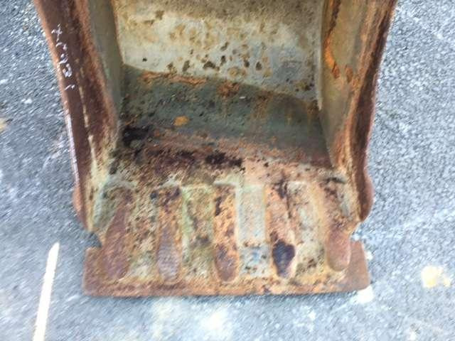 VOLVO EC 35 - Axes 40mm - 560mm - Lžíce na bagr: obrázek 3 VOLVO EC 35 - Axes 40mm - 560mm - Lžíce na bagr: obrázek 3