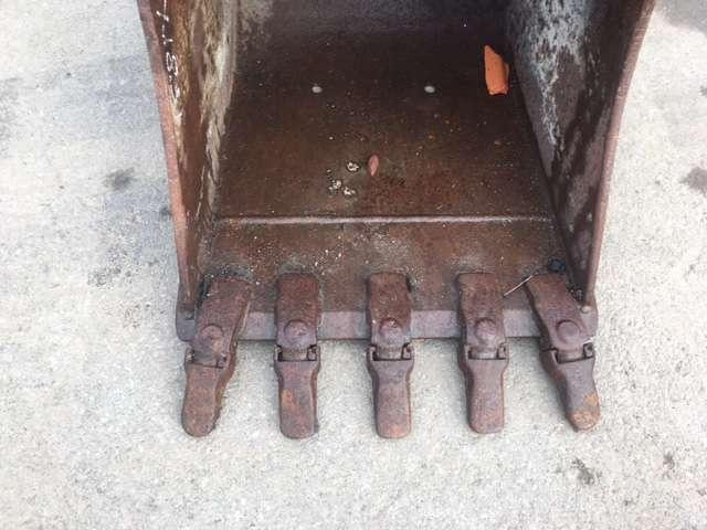 VOLVO EC55 - 570mm - Lžíce na bagr: obrázek 2 VOLVO EC55 - 570mm - Lžíce na bagr: obrázek 2