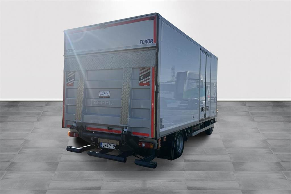 Fuso CANTER 7C18 Umpikori+ PL - Skříňový nákladní auto: obrázek 5 Fuso CANTER 7C18 Umpikori+ PL - Skříňový nákladní auto: obrázek 5