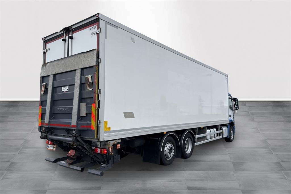 Mercedes-Benz 2546 6x2 L 9,4m Ksa-kori - Skříňový nákladní auto: obrázek 5 Mercedes-Benz 2546 6x2 L 9,4m Ksa-kori - Skříňový nákladní auto: obrázek 5