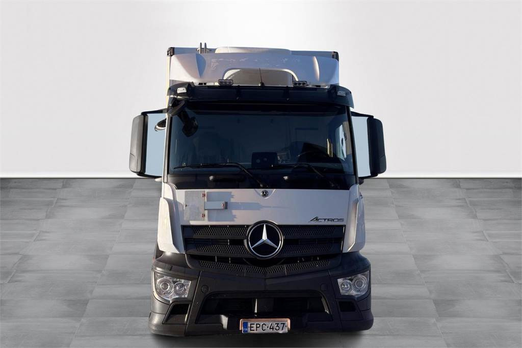 Mercedes-Benz ACTROS 1827 5 KSA - Skříňový nákladní auto: obrázek 2 Mercedes-Benz ACTROS 1827 5 KSA - Skříňový nákladní auto: obrázek 2