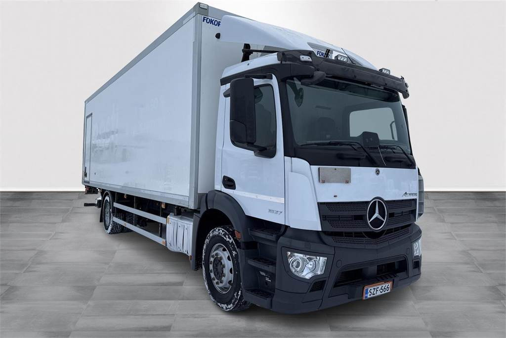 Mercedes-Benz ACTROS 1827 5 SM KSA-kori + PL - Skříňový nákladní auto: obrázek 4 Mercedes-Benz ACTROS 1827 5 SM KSA-kori + PL - Skříňový nákladní auto: obrázek 4