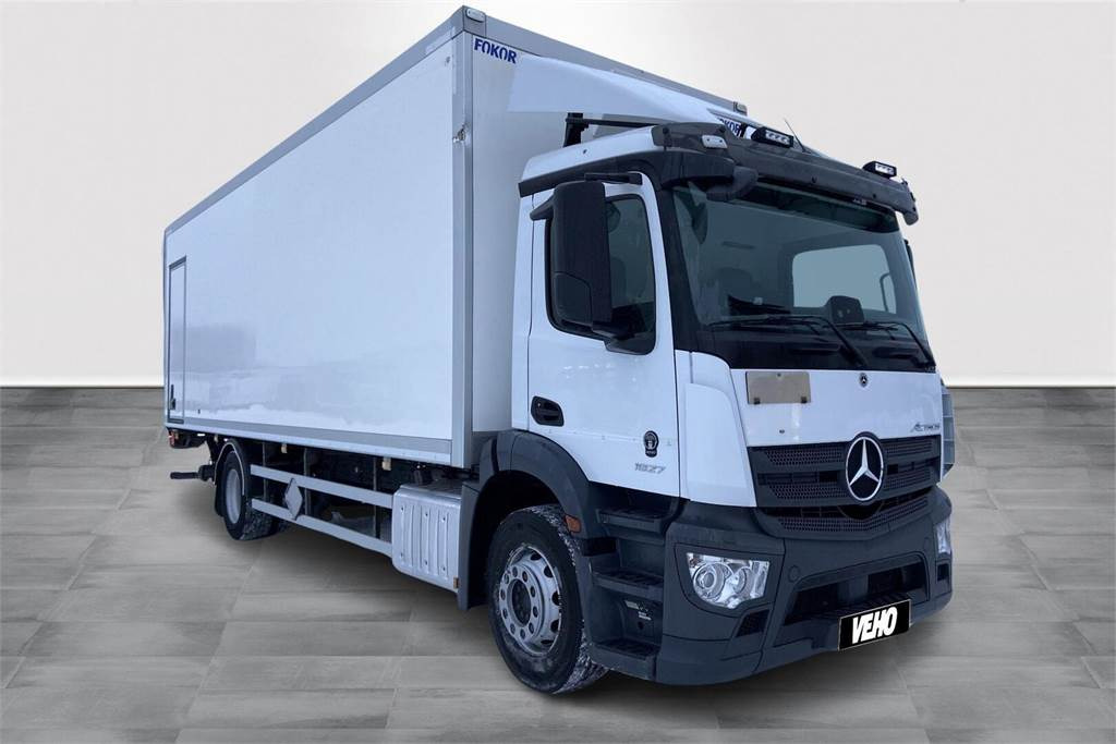Mercedes-Benz ACTROS 1827 LNR Fokor 8,7m Ksa umpikori - Skříňový nákladní auto: obrázek 3 Mercedes-Benz ACTROS 1827 LNR Fokor 8,7m Ksa umpikori - Skříňový nákladní auto: obrázek 3