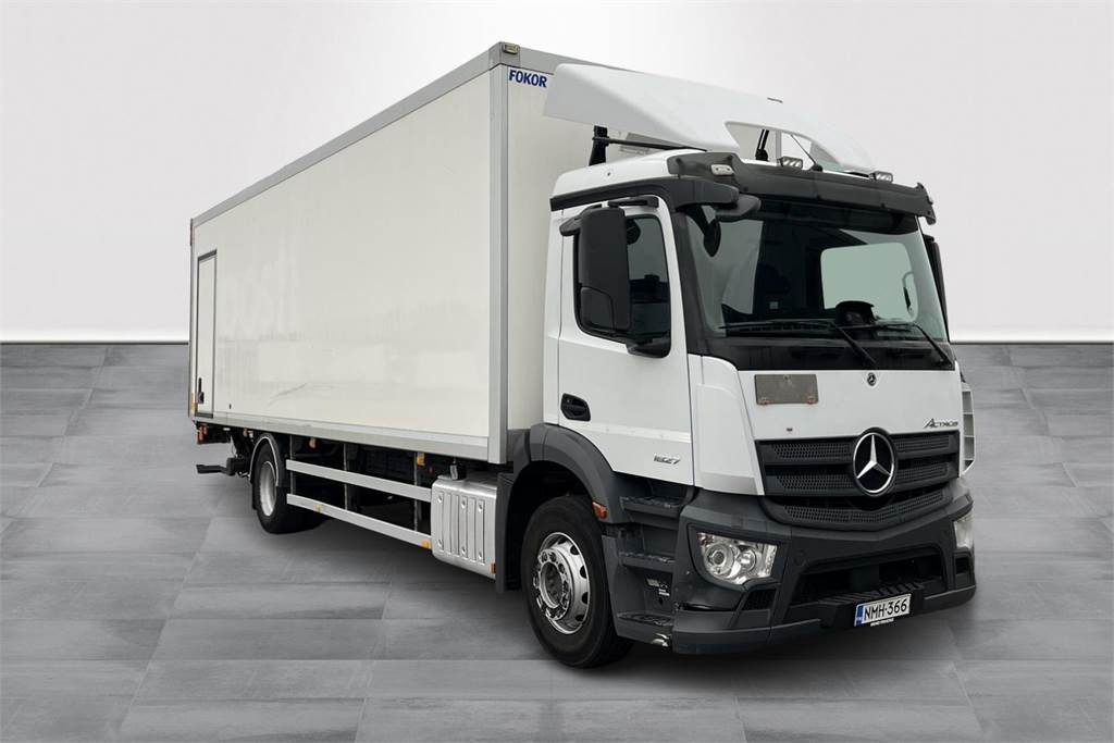 Mercedes-Benz ACTROS 1827L Ksa-kori + PL - Skříňový nákladní auto: obrázek 3 Mercedes-Benz ACTROS 1827L Ksa-kori + PL - Skříňový nákladní auto: obrázek 3