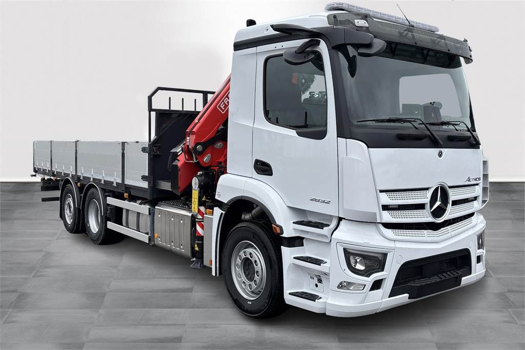 Mercedes-Benz ACTROS 2532 L 6x2 UUSI Nosturiauto - Auto s hydraulickou rukou: obrázek 3 Mercedes-Benz ACTROS 2532 L 6x2 UUSI Nosturiauto - Auto s hydraulickou rukou: obrázek 3