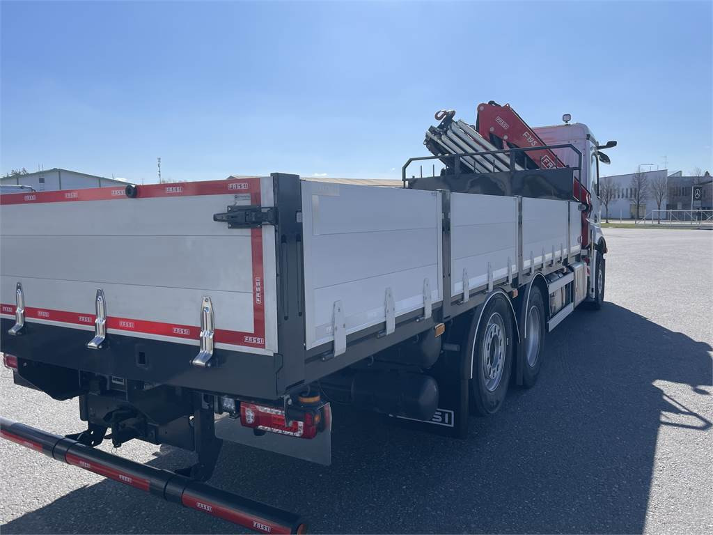 Mercedes-Benz ACTROS 2532L 6x2 - Auto s hydraulickou rukou: obrázek 4 Mercedes-Benz ACTROS 2532L 6x2 - Auto s hydraulickou rukou: obrázek 4