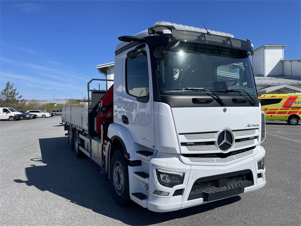 Mercedes-Benz ACTROS 2532L 6x2 - Auto s hydraulickou rukou: obrázek 2 Mercedes-Benz ACTROS 2532L 6x2 - Auto s hydraulickou rukou: obrázek 2