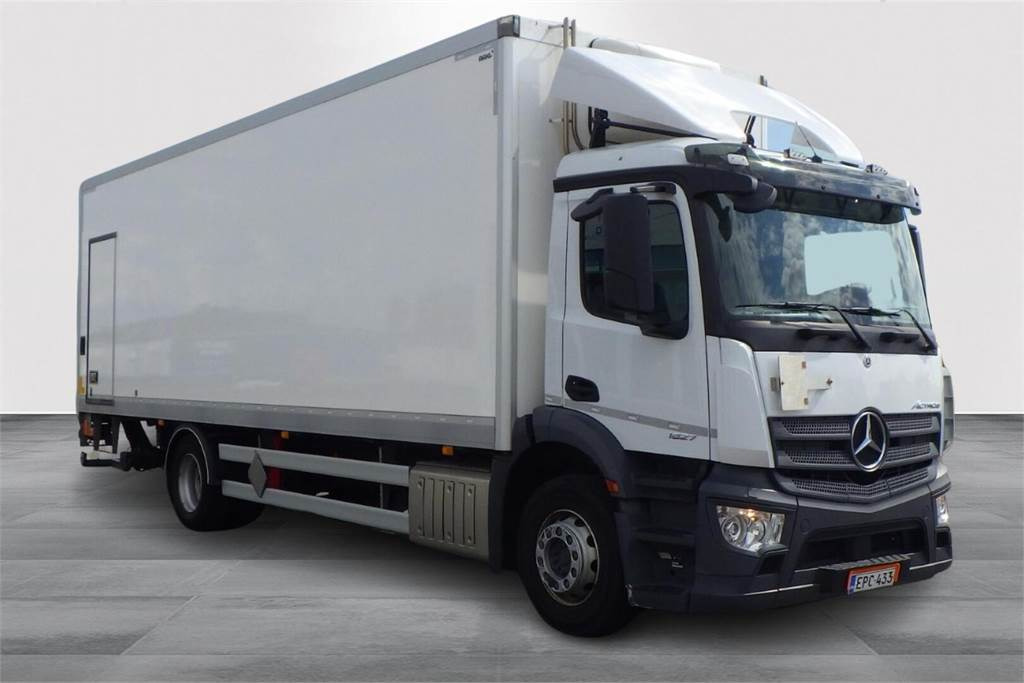 Mercedes-Benz ACTROS 5 SM 1827 L Ksa-kori + PL - Izotermický nákladní automobil: obrázek 3 Mercedes-Benz ACTROS 5 SM 1827 L Ksa-kori + PL - Izotermický nákladní automobil: obrázek 3