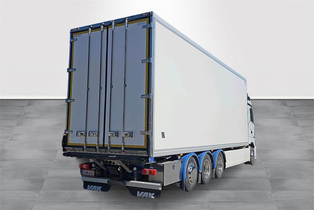 Mercedes-Benz ACTROS L 580hv 4-aks FRC 02/2026 - Izotermický nákladní automobil: obrázek 5 Mercedes-Benz ACTROS L 580hv 4-aks FRC 02/2026 - Izotermický nákladní automobil: obrázek 5