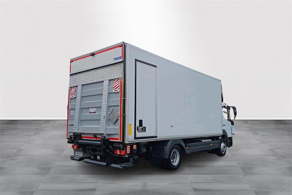 Mercedes-Benz ATEGO 1224L - Skříňový nákladní auto: obrázek 4 Mercedes-Benz ATEGO 1224L - Skříňový nákladní auto: obrázek 4