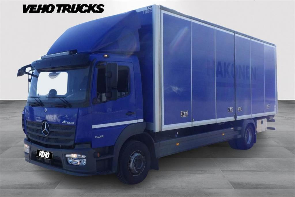 Mercedes-Benz ATEGO 1323L NEK 7,6m Ksa umpikori+Pl-nostin - Skříňový nákladní auto: obrázek 1 Mercedes-Benz ATEGO 1323L NEK 7,6m Ksa umpikori+Pl-nostin - Skříňový nákladní auto: obrázek 1