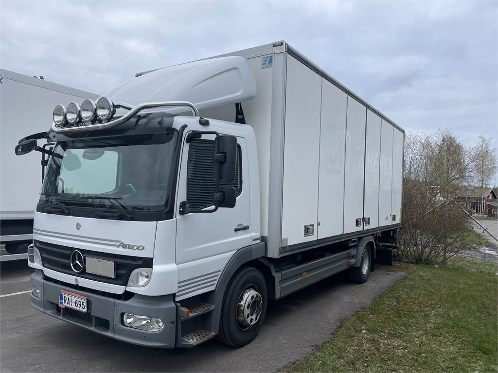 Mercedes-Benz ATEGO 1524L/42 - Skříňový nákladní auto: obrázek 1 Mercedes-Benz ATEGO 1524L/42 - Skříňový nákladní auto: obrázek 1