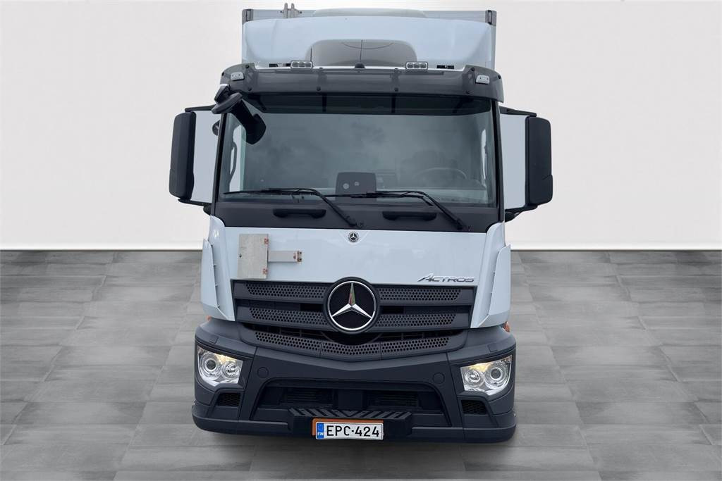 Mercedes-Benz Actros 1827 4x2 8,7m umpikori+PL nostin - Izotermický nákladní automobil: obrázek 2 Mercedes-Benz Actros 1827 4x2 8,7m umpikori+PL nostin - Izotermický nákladní automobil: obrázek 2