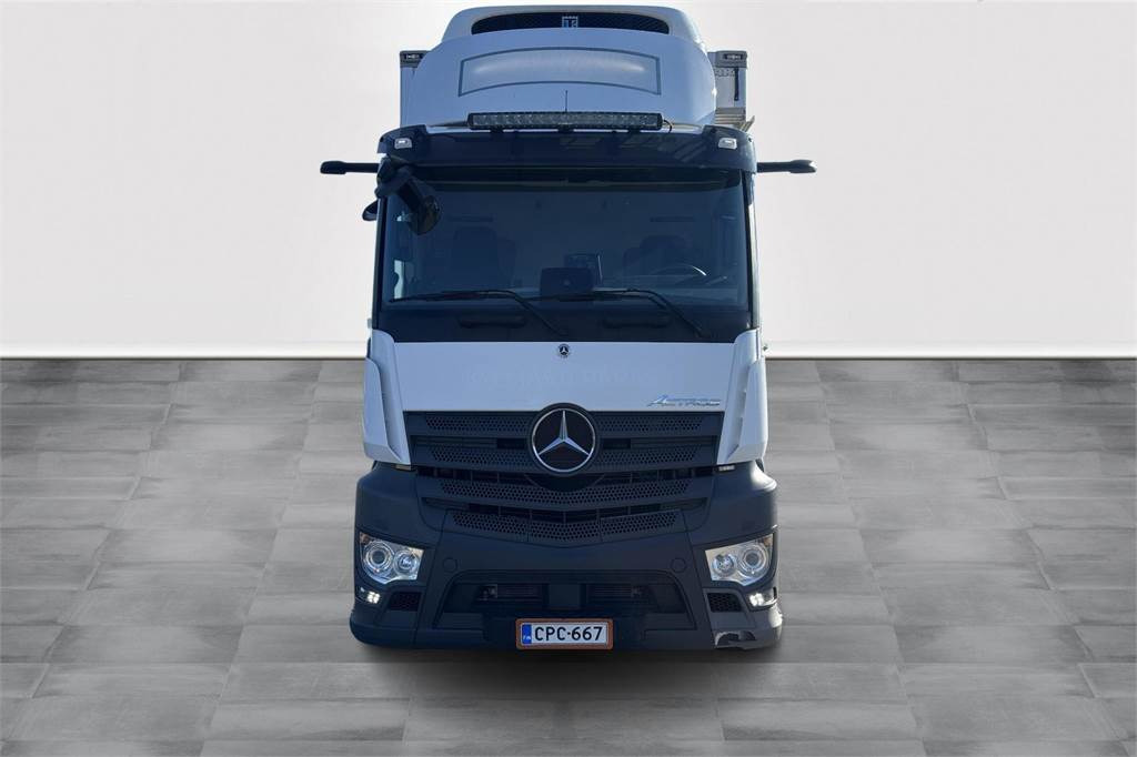Mercedes-Benz Actros 2551 9.9m FRC 07/2027 - Izotermický nákladní automobil: obrázek 3 Mercedes-Benz Actros 2551 9.9m FRC 07/2027 - Izotermický nákladní automobil: obrázek 3