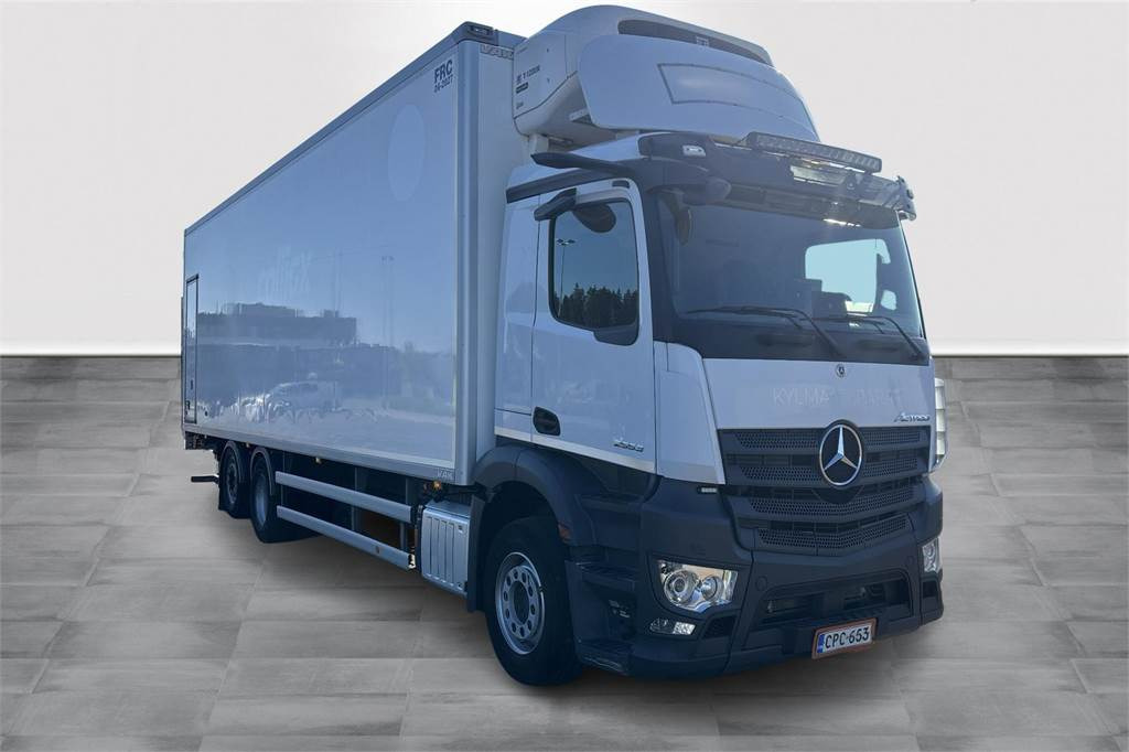 Mercedes-Benz Actros 2553L FRC 9,9m FRC 06/2027 - Izotermický nákladní automobil: obrázek 4 Mercedes-Benz Actros 2553L FRC 9,9m FRC 06/2027 - Izotermický nákladní automobil: obrázek 4