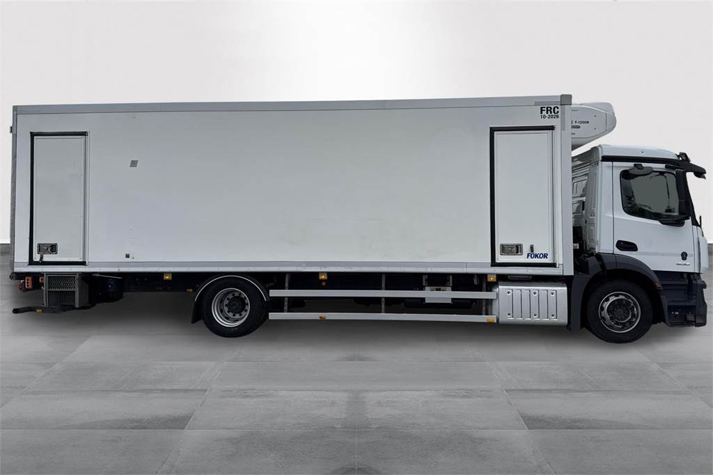 Mercedes-Benz Actros 5 1830L nR 4x2 FRC 10/2026 - Izotermický nákladní automobil: obrázek 4 Mercedes-Benz Actros 5 1830L nR 4x2 FRC 10/2026 - Izotermický nákladní automobil: obrázek 4