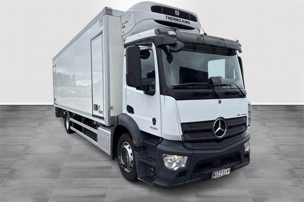 Mercedes-Benz Actros 5 1830L nR 4x2 FRC 10/2026 - Izotermický nákladní automobil: obrázek 3 Mercedes-Benz Actros 5 1830L nR 4x2 FRC 10/2026 - Izotermický nákladní automobil: obrázek 3