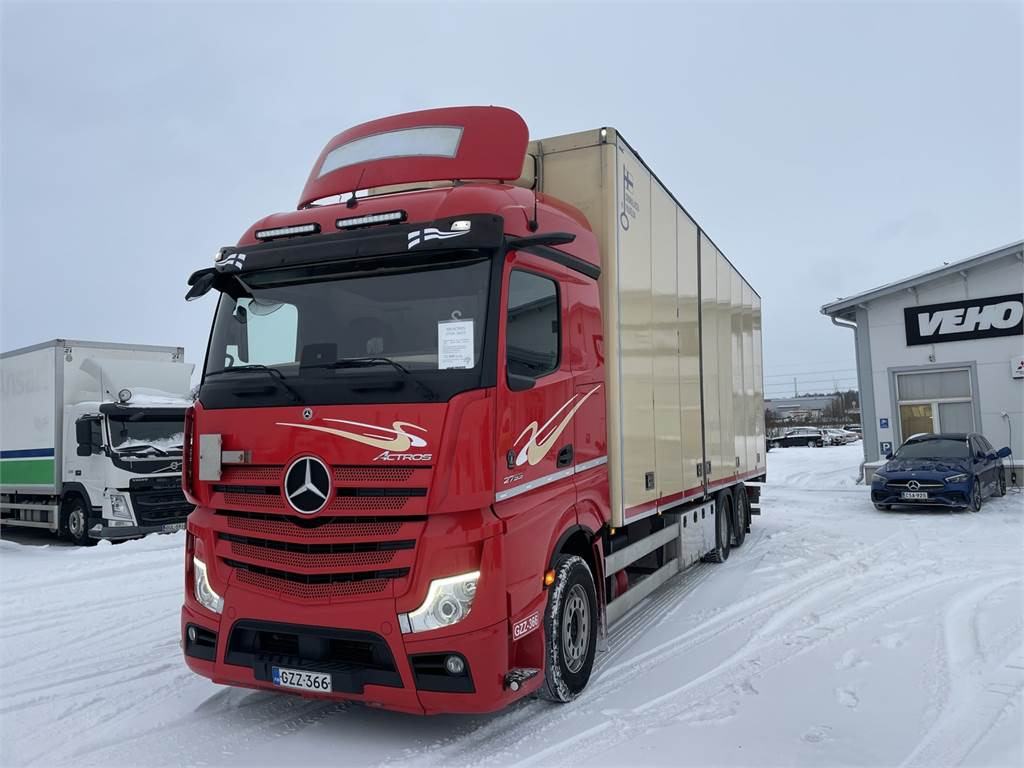 Mercedes-Benz Actros 5L 2553L Piako KSA rahtikori 9,5M - Skříňový nákladní auto: obrázek 1 Mercedes-Benz Actros 5L 2553L Piako KSA rahtikori 9,5M - Skříňový nákladní auto: obrázek 1