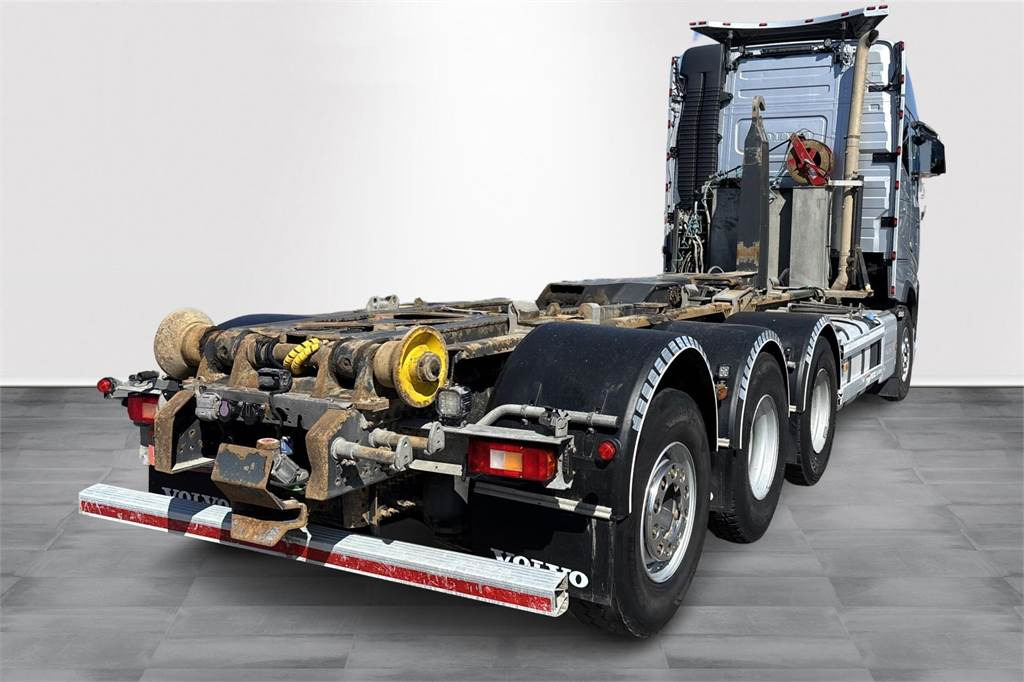 Volvo FH 16 650 - Hákový nosič kontejnerů: obrázek 5 Volvo FH 16 650 - Hákový nosič kontejnerů: obrázek 5