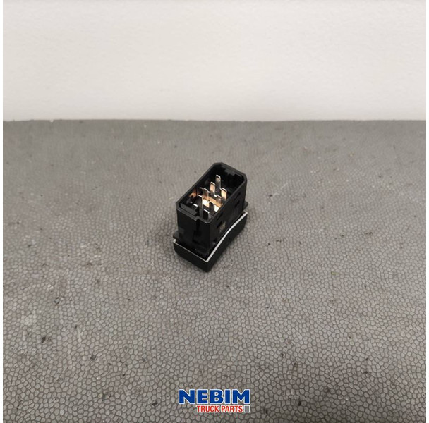 Volvo Volvo - 24296132 - Schakelaar AUX - Náhradní díly pro Nákladní auto: obrázek 2 Volvo Volvo - 24296132 - Schakelaar AUX - Náhradní díly pro Nákladní auto: obrázek 2