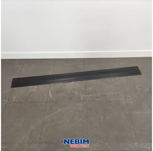 Volvo Volvo - 78583042 - Sideskirt extention aero rechts boven 1865mm - Náhradní díly pro Nákladní auto: obrázek 1 Volvo Volvo - 78583042 - Sideskirt extention aero rechts boven 1865mm - Náhradní díly pro Nákladní auto: obrázek 1