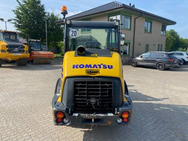 Komatsu WA 70 M-8 (12005446) - Kolový nakladač: obrázek 4 Komatsu WA 70 M-8 (12005446) - Kolový nakladač: obrázek 4