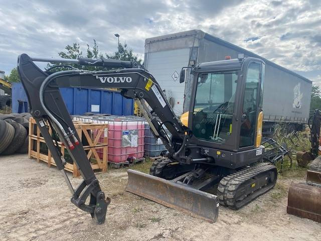 Volvo ECR 35 D MIETE / RENTAL (12001934) - Mini rýpadlo: obrázek 1 Volvo ECR 35 D MIETE / RENTAL (12001934) - Mini rýpadlo: obrázek 1