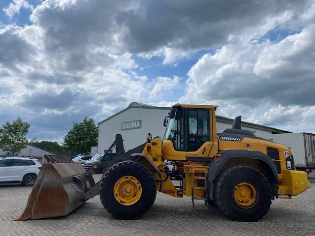 Volvo L 120 H MIETE / RENTAL (12001931) - Kolový nakladač: obrázek 1 Volvo L 120 H MIETE / RENTAL (12001931) - Kolový nakladač: obrázek 1