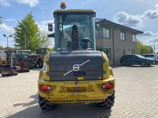 Volvo L 35 G MIETE / RENTAL (12002209) - Kolový nakladač: obrázek 3 Volvo L 35 G MIETE / RENTAL (12002209) - Kolový nakladač: obrázek 3